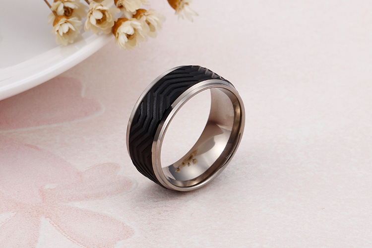 European And American Fashion Striped Ring Black Personality Trendy Titanium Single Index Finger Ring display picture 2