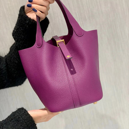 European and American imported hand-sewn vegetable basket women's bag genuine leather TC18 litchi pattern portable bucket bag handmade wax thread