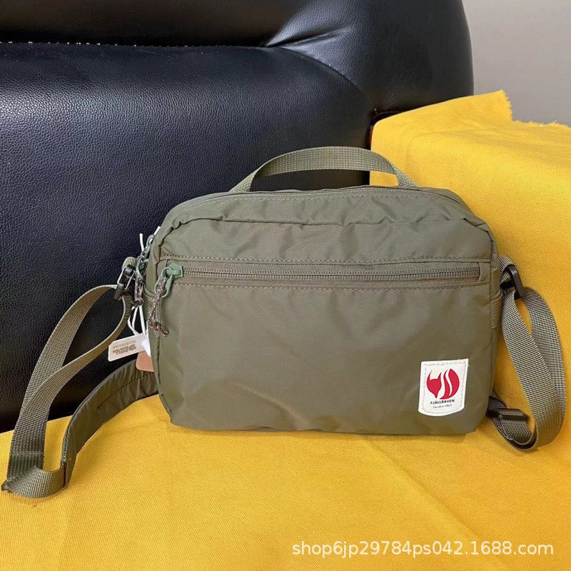 Arctic Casual Shoulder Bag Fox Mini Bag Sports Bag Outdoor Bag Convenient Hanging Bag Waist Bag Chest Bag