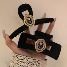 大号抓夹女玫瑰植绒鲨鱼夹新款黑色发夹后脑勺高端夹子头饰玫瑰花