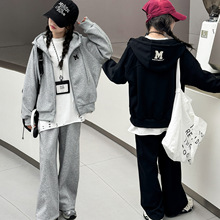 女童套裝秋季2025新款兒童裝洋氣休閑運動刺綉連帽衛衣外套兩件套