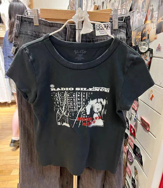 BM style new American Radio letter ghost printed top high waist shoulder short sleeve t-shirt BM style new American Radio letter ghost printed top high waist shoulder short sleeve t-shirt