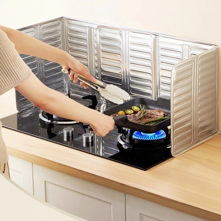 Kitchen Oil Baffle for Cooking, Anti-Splash Range Hood, Heat Insulation, Oil-Proof Baffle, Gas Stove, High Temperature Resistant Aluminum Foil