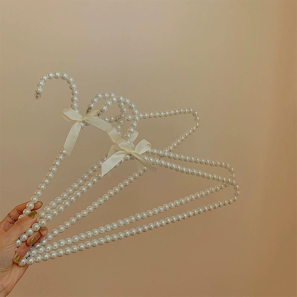 White hanger from pearl