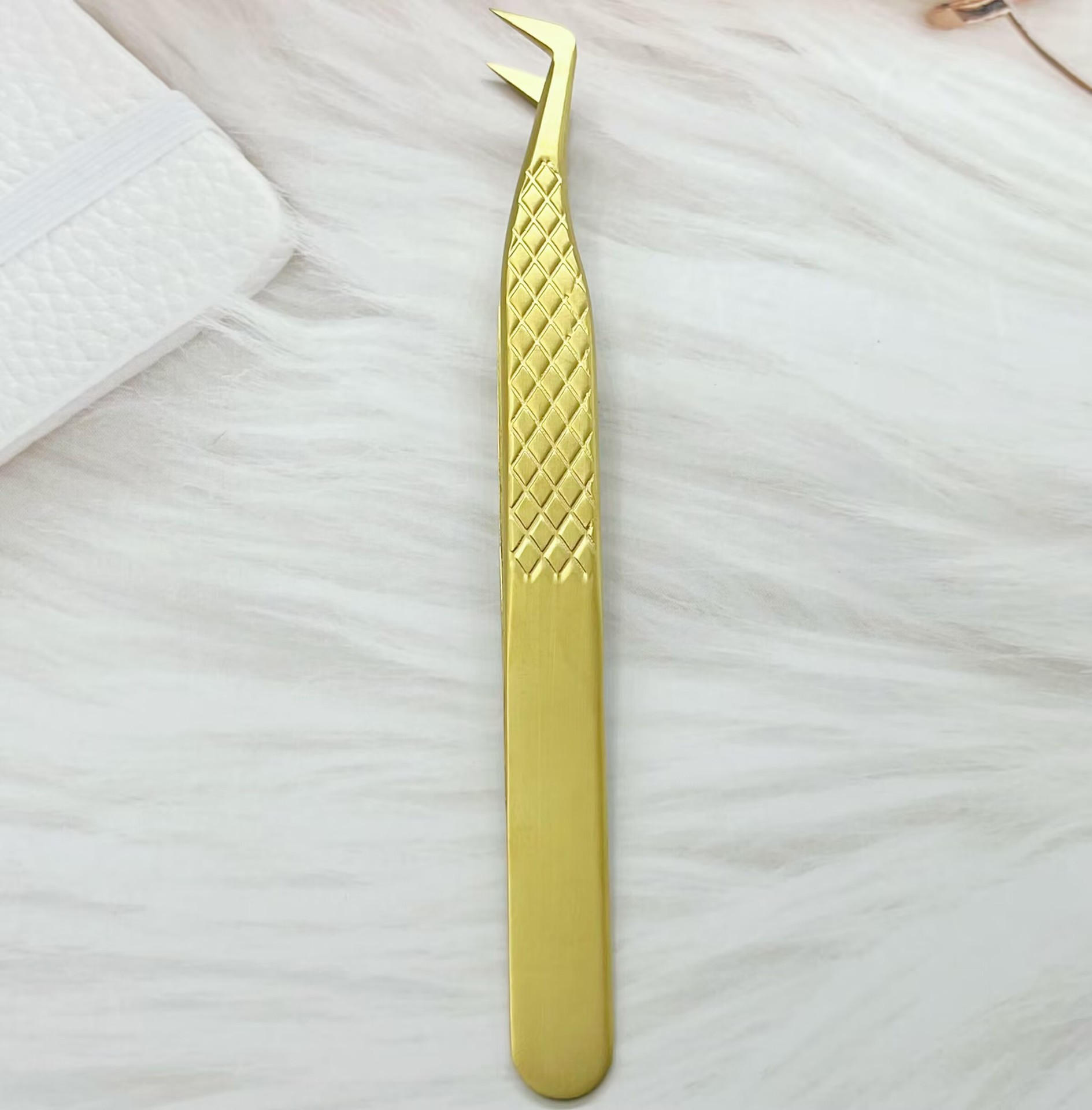 (생선 곡물 진주 금) 폭발성 중간 둥근 머리 독수리 부리