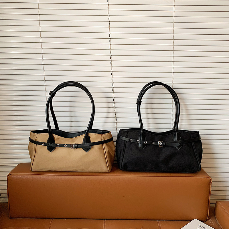 Retro Fashion Boston Handbag For Women 2026 Spring New Large Capacity Exquisite Niche Shoulder Underarm Bag - Thumbnail 4