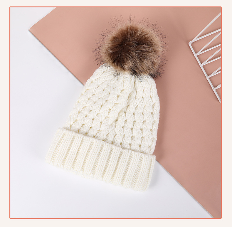 Women's Simple Style Solid Color Handmade Crimping Wool Cap display picture 2