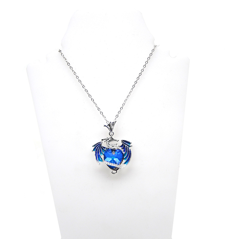 1 Piece Fashion Heart Shape Dragon Alloy Plating Inlay Artificial Gemstones Womenu0027S Pendant Neck