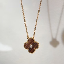 ���~�ݽ���λ���ţ��ʯ��18Kõ���Ů�p�ݕr�о����治��ɫ