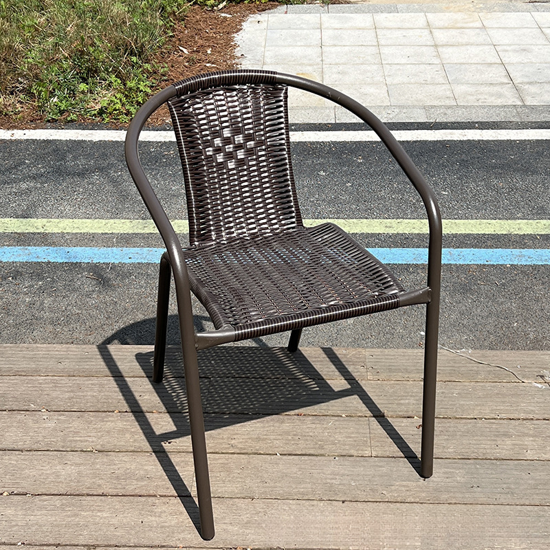 Silla de PE Rattan Brown