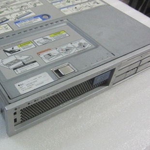 Sun SunFire V245 ������ 2x1.5GHz 4GB RAM 2x73GB HD