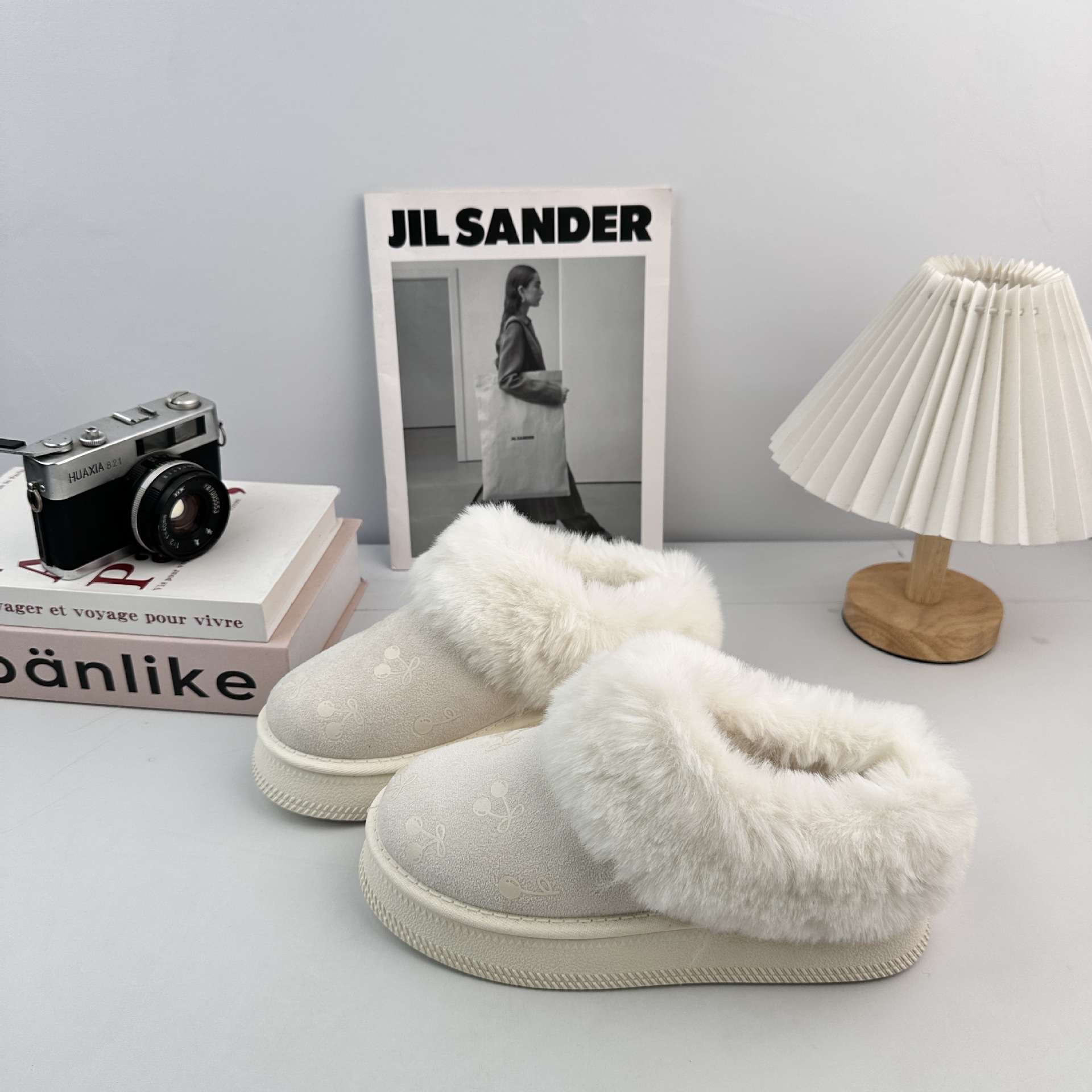 Zapatos de nieve de invierno de mujer botas de tubo bajo, zapatos de algodón calientes gruesos, zapatos de mujer para usar fuera, nicho universal y botas de lana de mujer