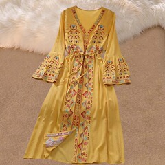 民族風刺繍旅行休暇ボヘミアビーチロングスカートvネックを郵送します。