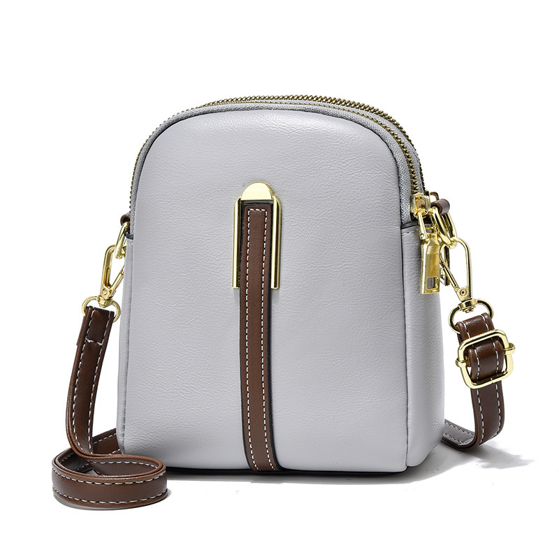 Femmes Faux Cuir Couleur Unie De Base Carré Fermeture Éclair Sac D'épaule Téléphone Portefeuille Sac Bandoulière display picture 4