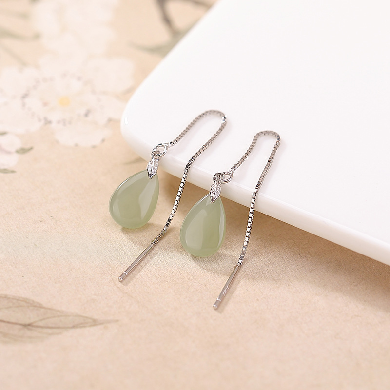 Khuyên tai dài hình giọt nước bạc S925 mạ vàng đính ngọc bích Hòa Điền phong cách Tân Trung Hoa — Bạc