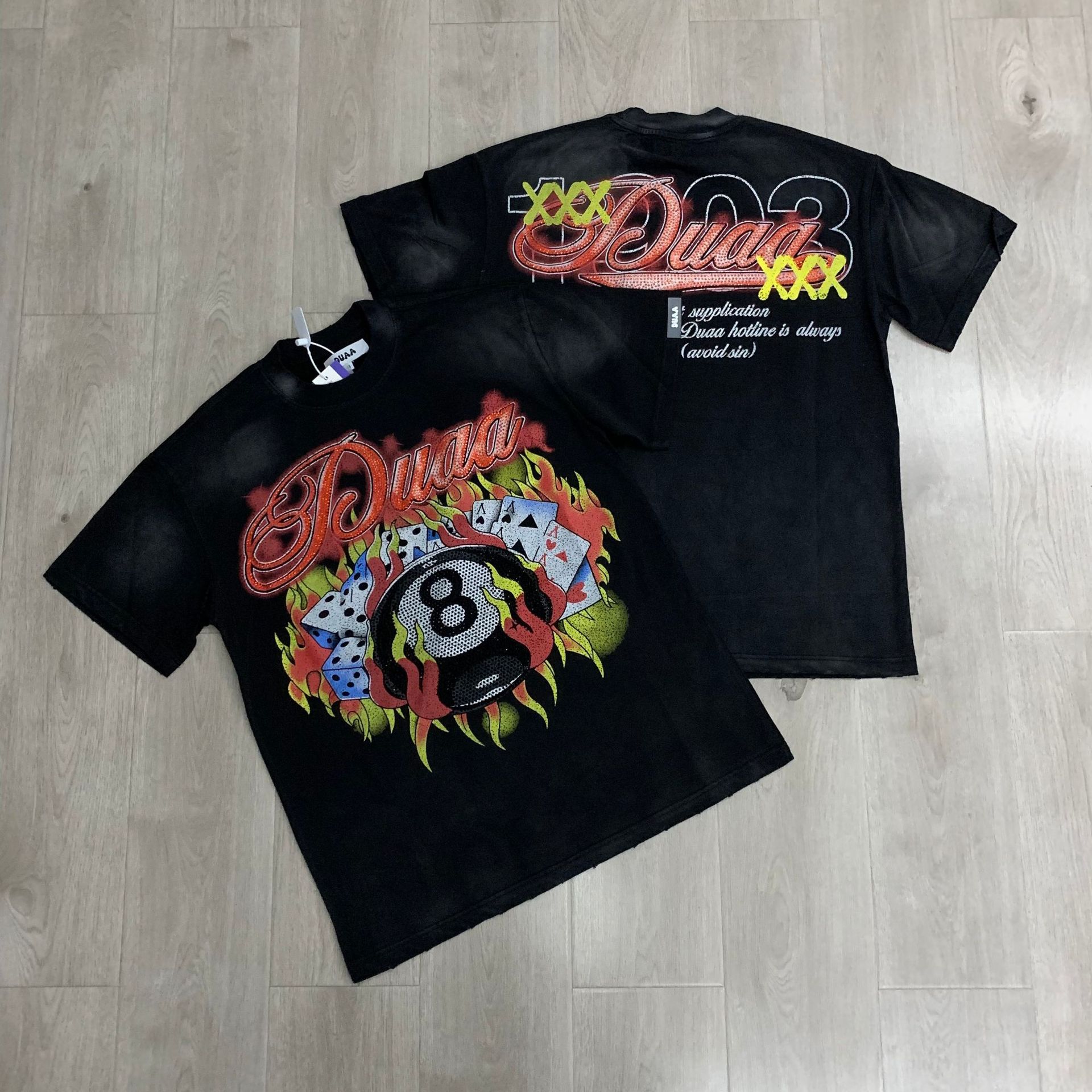 DUAA T-shirt 8-Ball Cards Rhinestone Washed Black
