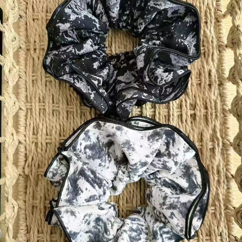 热卖款扎染平纹段雪纺布印花面料 制作大肠圈饰品服装面料 有垂感|undefined