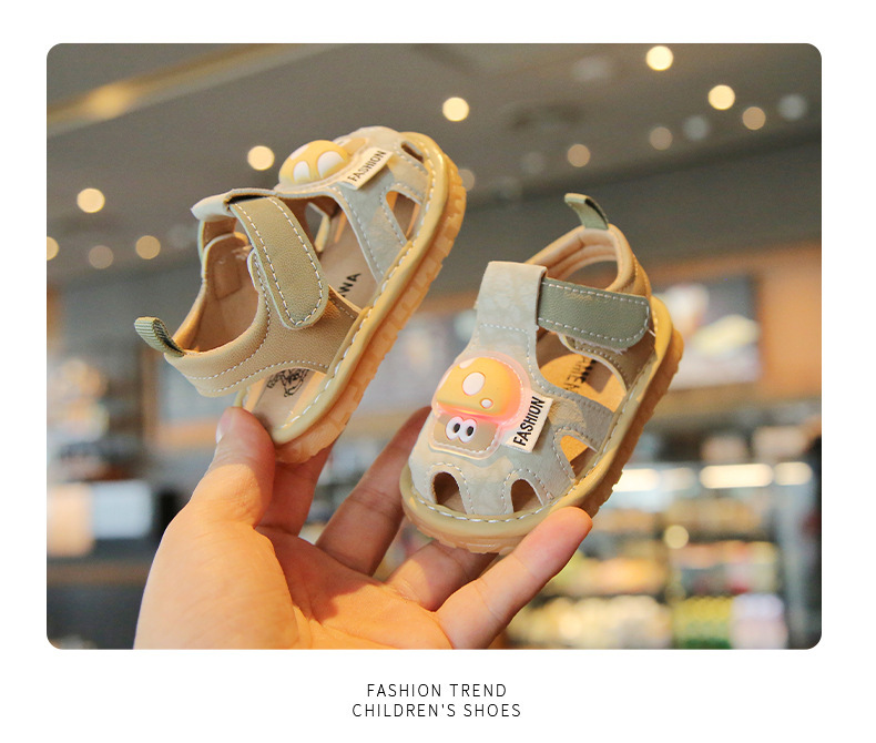 Chaussures bébé à lumière à semelle souple premiers pas_voghion.com