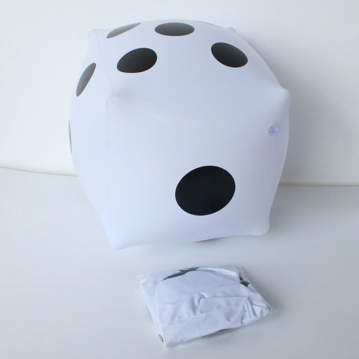 (Cross-border trading), inflatable dice PVC, multicoloured entertainment interactive toy, increased thickness
