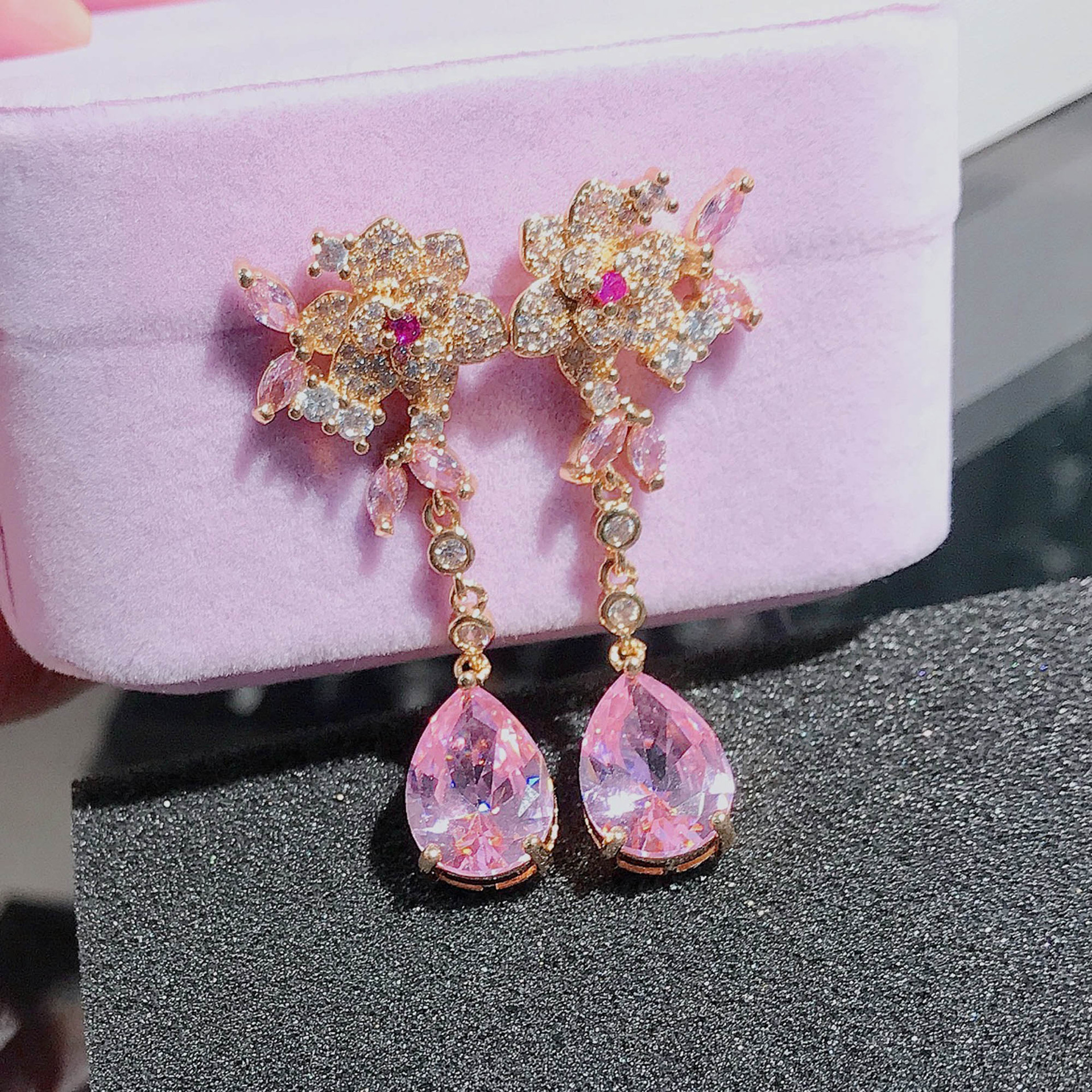 Flower Stud Earrings Stereo Rose Pink Drop-shaped Gemstone Crystal Long Earrings display picture 5