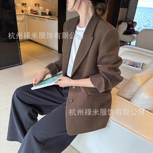 ��䛸�����һ��С���£��޺ÿ�����Ʒ�{��ëë������һ�����l
