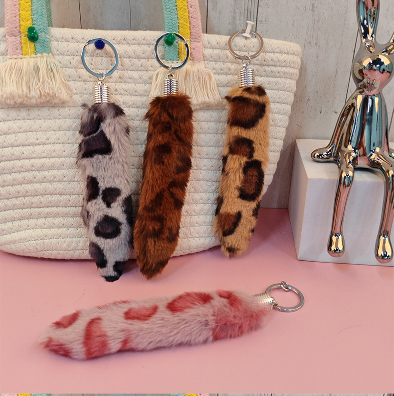 Holiday, Daily Occasion Imitation Wool Material Simple Style Leopard Imitation Wool Unisex Bag Pendant Keychain