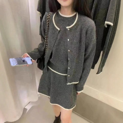 高級感小香風セーターセット女性秋冬衝突色辺ニットカーディガン + 上着 + 半身スカート三点セット