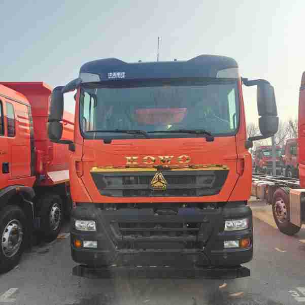 Export Version of the Howo 6×4 Tractor Truck, 371 Horsepower Dump Truck, Sinotruk Howo Wide-Body Rear-Dump Dump Truck