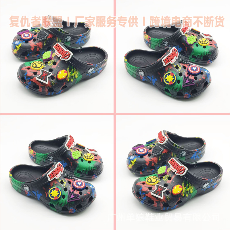 Zapatos para niños agujeros zapatos de los Vengadores agujeros zapatos zapatillas antideslizantes zapatillas frías fábrica mayorista