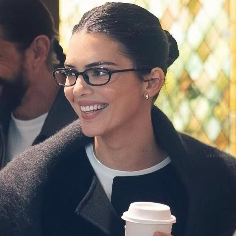 Retro High-Intelligence Style Plain Glasses for Women, Small Black Frame, Vintage Style Prescription Eyeglass Frames, Cross-Border Small Square Sunglasses
