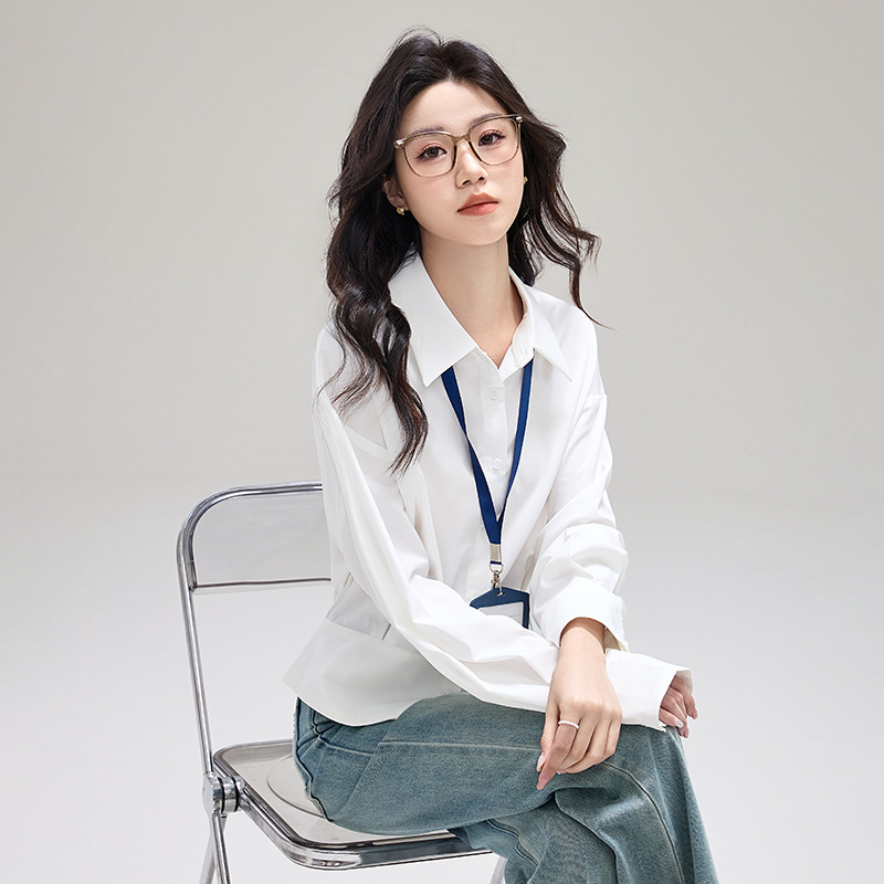 法式开叉白色衬衫女早秋新款时尚上衣职业通勤穿搭长袖设计感小众|undefined