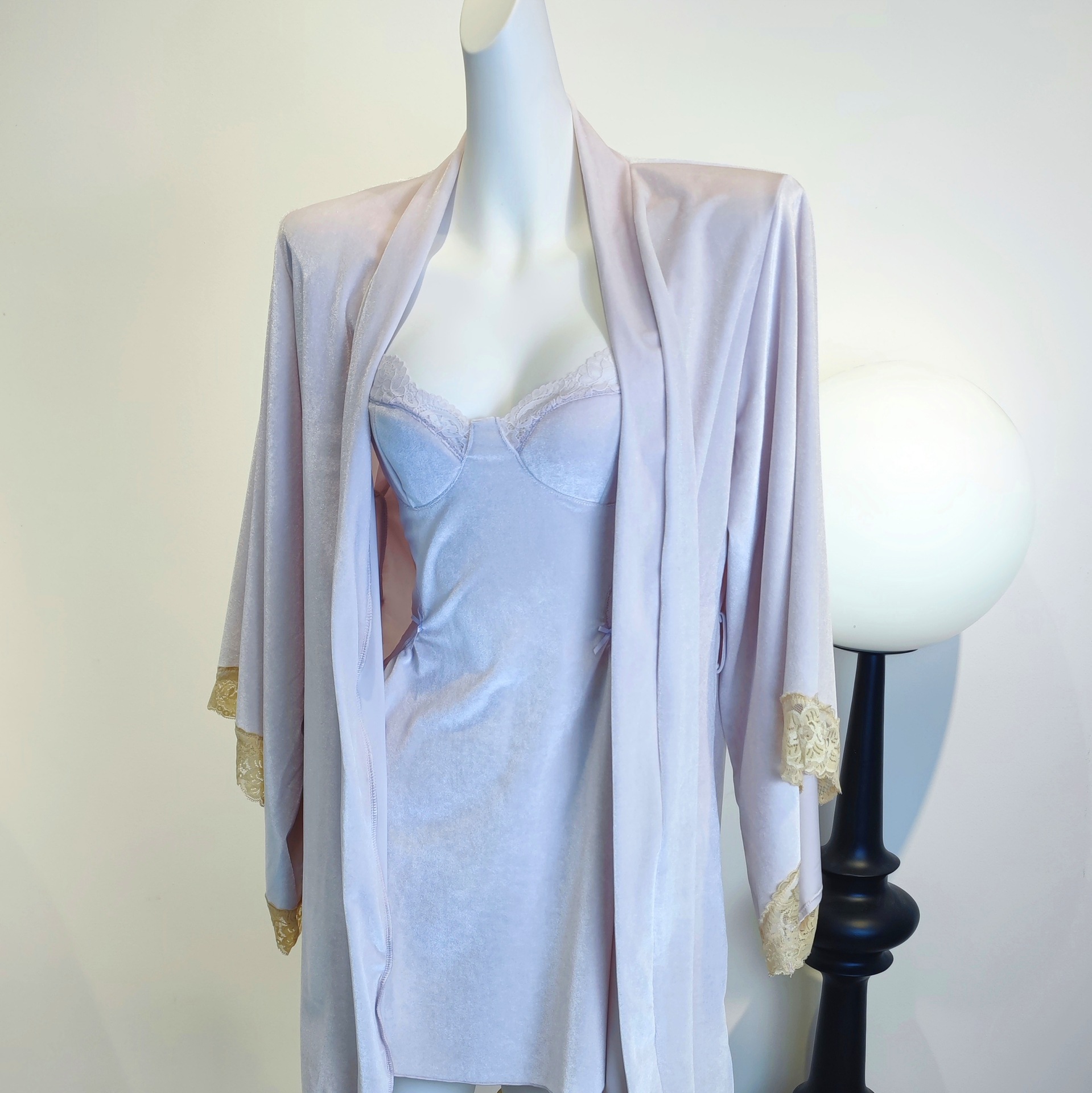 오리지널 O 하이 센스 홈 로브 세트 매칭 코트 가을과 겨울 벨벳 브닝 니안 새해 잠옷 모닝 가운 목욕 가운