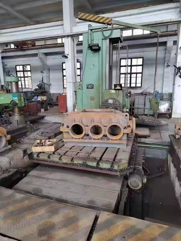 出售二手中捷6213－56落地镗主轴带拉刀