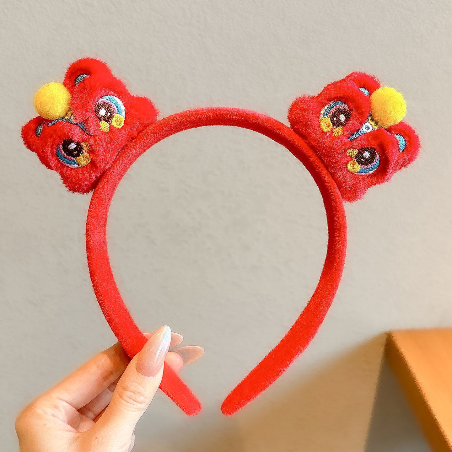 Diadema roja de Año Nuevo para mujer 2026, diadema moderna de alta calidad para otoño e invierno, diadema para lavarse la cara, horquilla para el cabello, accesorio para el cabello estilo Chanel image 33