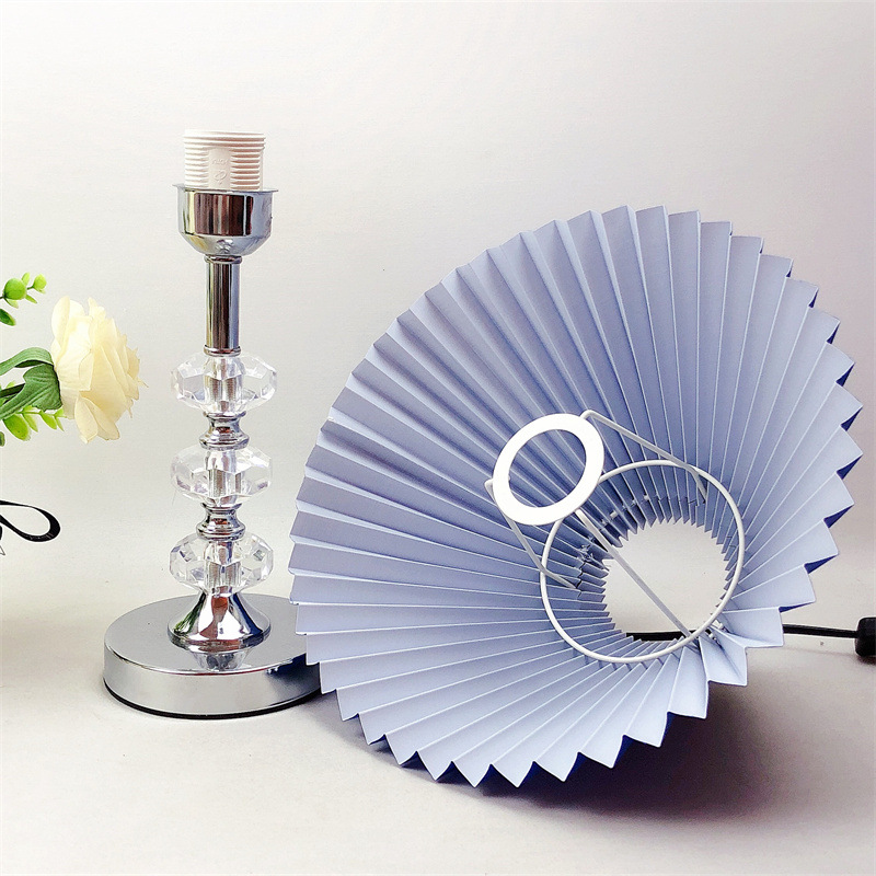 Lámpara de mesa lámpara de noche dormitorio nuevo chino clásico estilo japonés cálido romántico cálido luz plisada enfermería luz de la noche