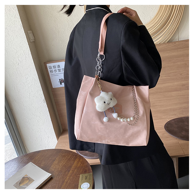 Large-capacity work commuting bag for women, new autumn 2024, versatile and fashionable beaded chain single-shoulder bag tote bag undefined