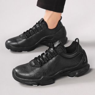 ��ĳ��ͬ����Ƥ����Ь���U��͸���\�����e�p����������ɽͽ��Ь