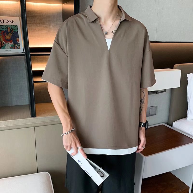 Camisa de polo casual japonesa simple de verano suelta, estilo de Hong Kong para hombres, solapa de manga corta para estudiantes, camiseta de estilo Harajuku, tendencia