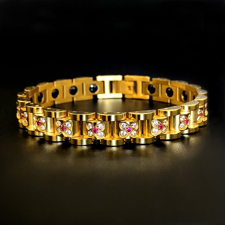 Pulsera de acero inoxidable al por mayor de AliExpress con diamantes de color rojo, joyería de cadena magnética dorada para hombre.