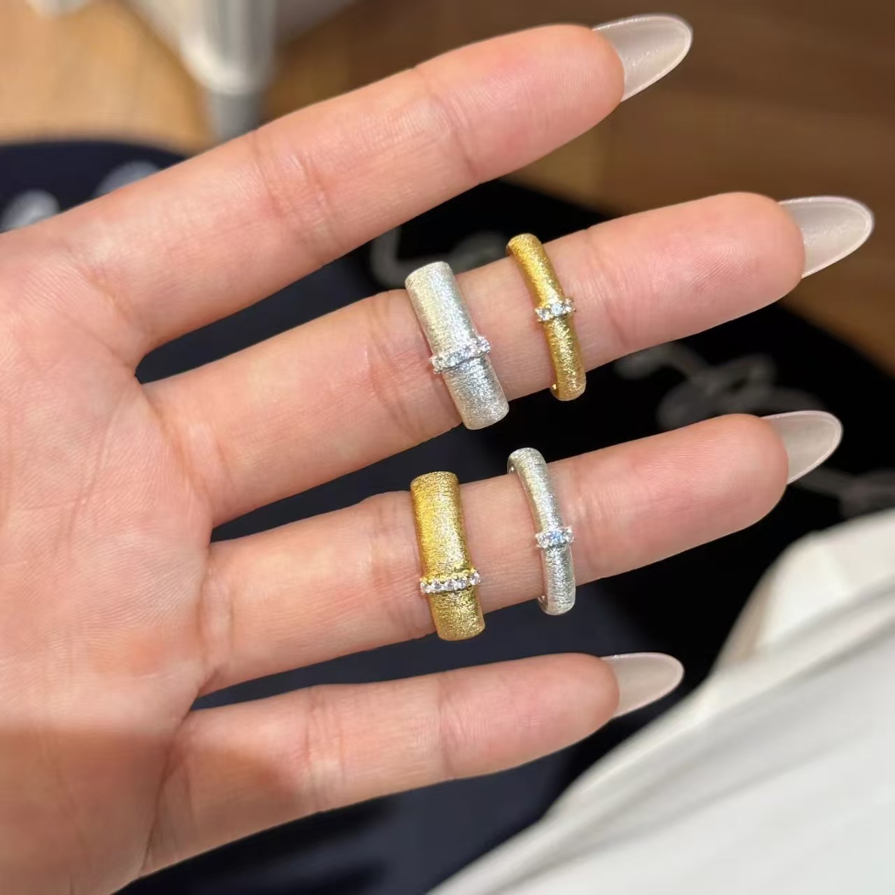 个性潮流复古戒指女开口素圈叠戴戒指小众高级感轻奢情侣对戒批发
