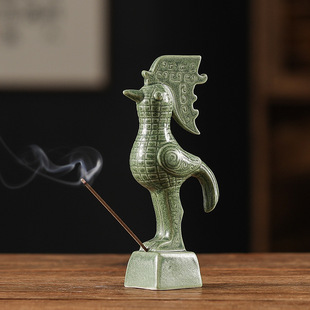 Retro Ceramics Sanxingdui Desktop Ornaments Sun God Bird Mask Bronze Priest Ceramic Crafts