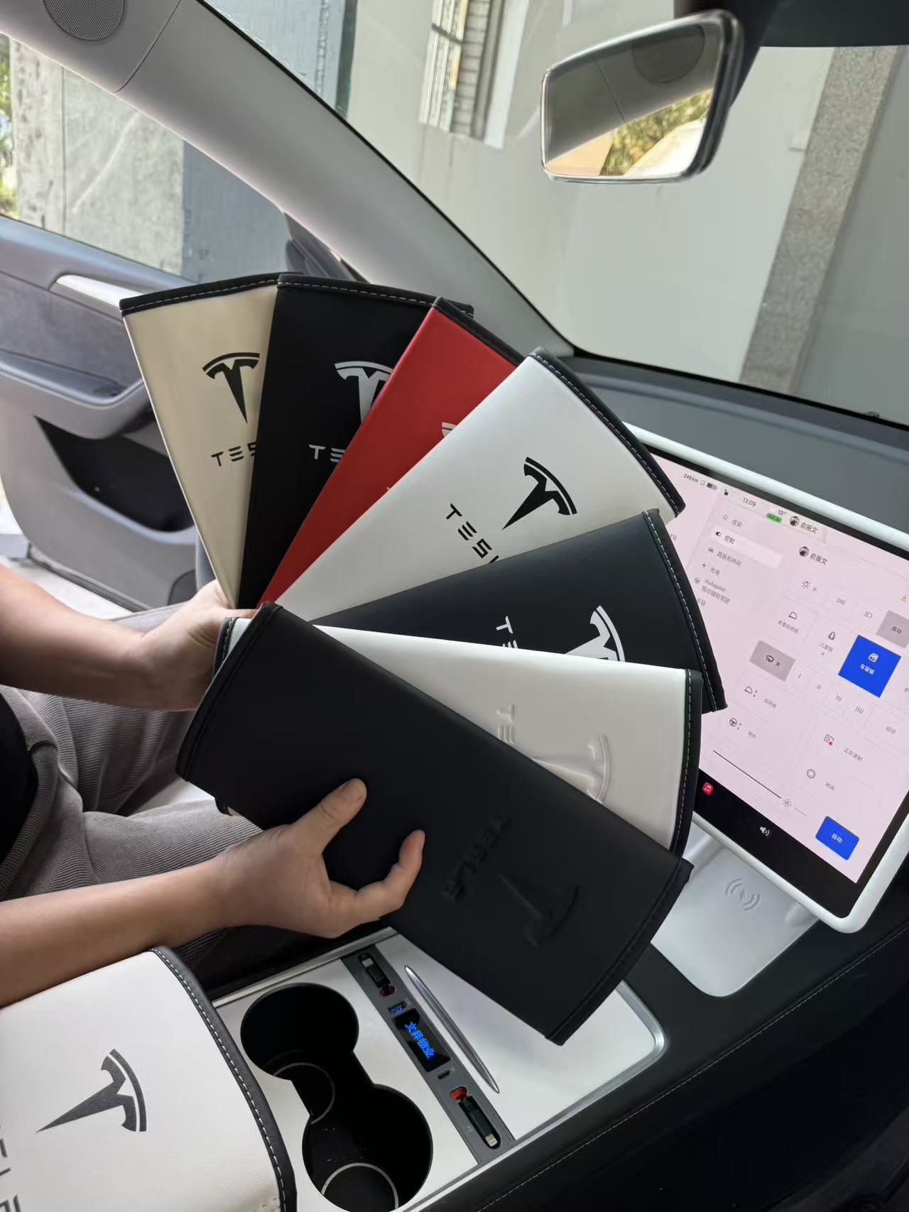 Suitable for Tesla's new Model 3/Y armrest box protective cover, Amazon leather car central armrest pad