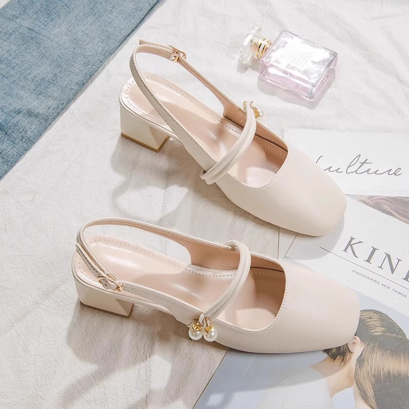 Women's Toe Sandals 2025 Summer New Fairy Style Thick Heel French Pearl Outer Wear Empty Shoes with Skirt