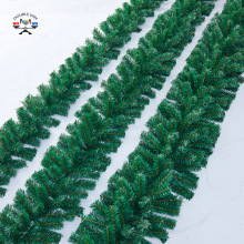 圣诞节装饰绿色pvc仿真加密圣诞藤条2.7米花环亚马逊彩灯圣诞花环