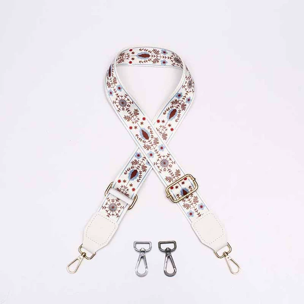White snowflakes + white skin + gold buckles