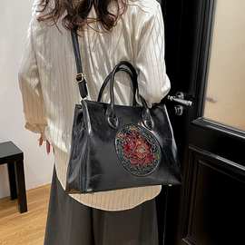 品牌牛皮女包手提包女士包2024新款妈妈包中年大容量斜挎包