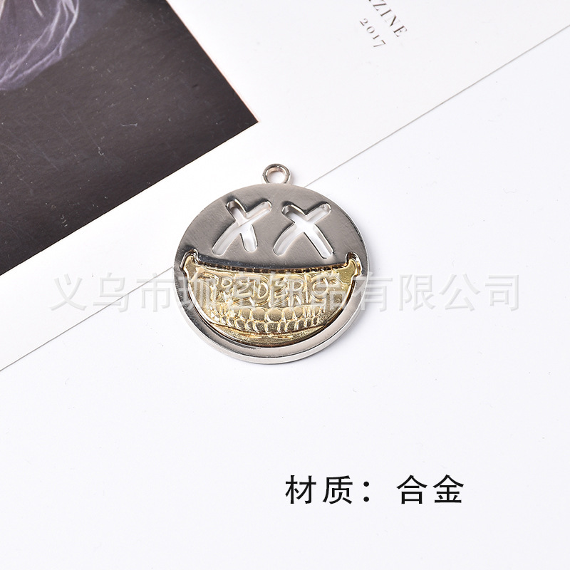 Collar de calle europeo y americano moda masculina hip hop estilo frío todo partido Internet celebridad aleación personalidad moda femenina ins suéter cadena colgante