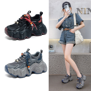 �ٴ��ļ��¿����ϵ�ЬŮ�tɫ�͹Ŵ�����Lը���\���������eЬ��