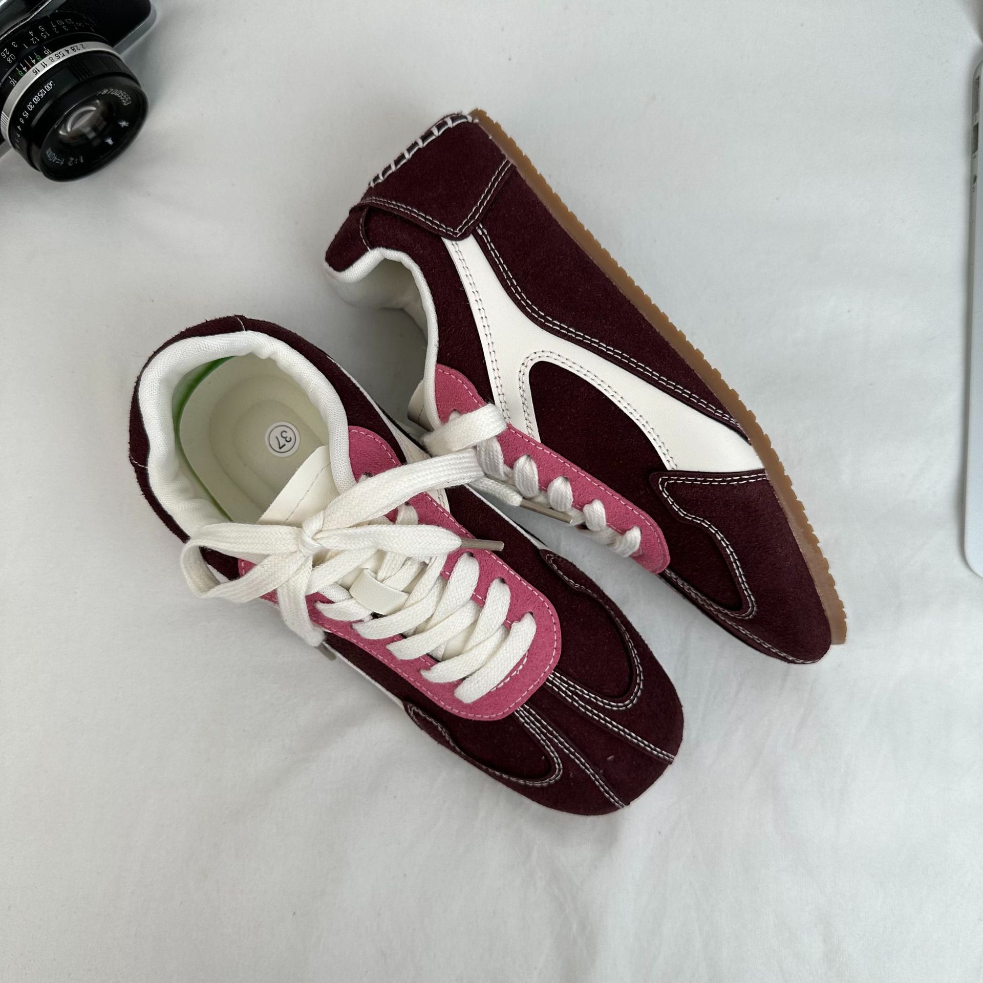 Zapatos americanos de entrenamiento alemán para mujeres zapatos casuales versátiles in tide 2024 otoño ligero zapatos agam zapatos deportivos cómodos A9846