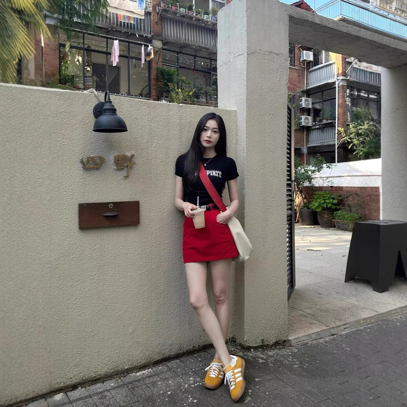 American Style Retro Red High Waist Denim Skirt Women's Summer Hot Girl Anti-glare A- line Half Skirt Slim Hip Skirt American Style Retro Red High Waist Denim Skirt Women's Summer Hot Girl Anti-glare A- line Half Skirt Slim Hip Skirt